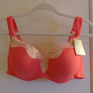 NWT Avenue Body Coral Bra with Lace, Size 46B